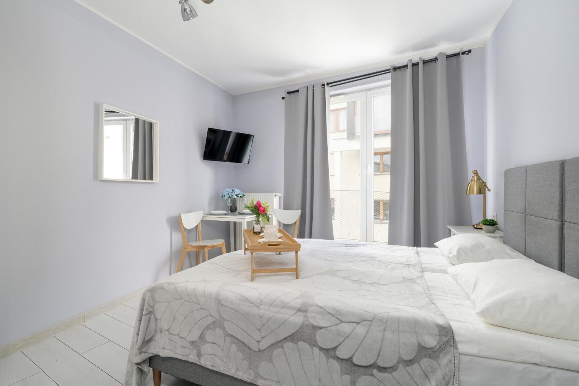 Stylowe I Eleganckie Studia Very Berry W Poznaniu By Noclegi Renters Exterior photo