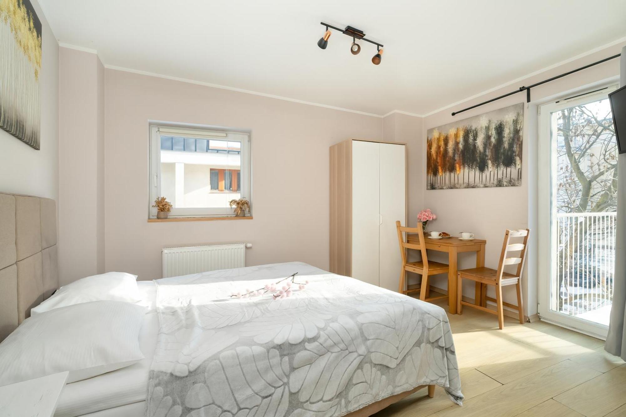 Stylowe I Eleganckie Studia Very Berry W Poznaniu By Noclegi Renters Exterior photo
