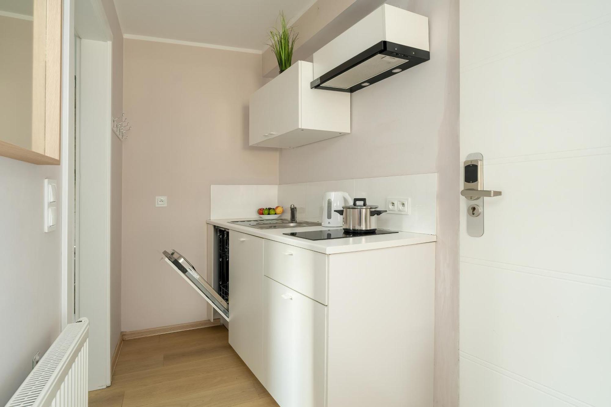 Stylowe I Eleganckie Studia Very Berry W Poznaniu By Noclegi Renters Exterior photo