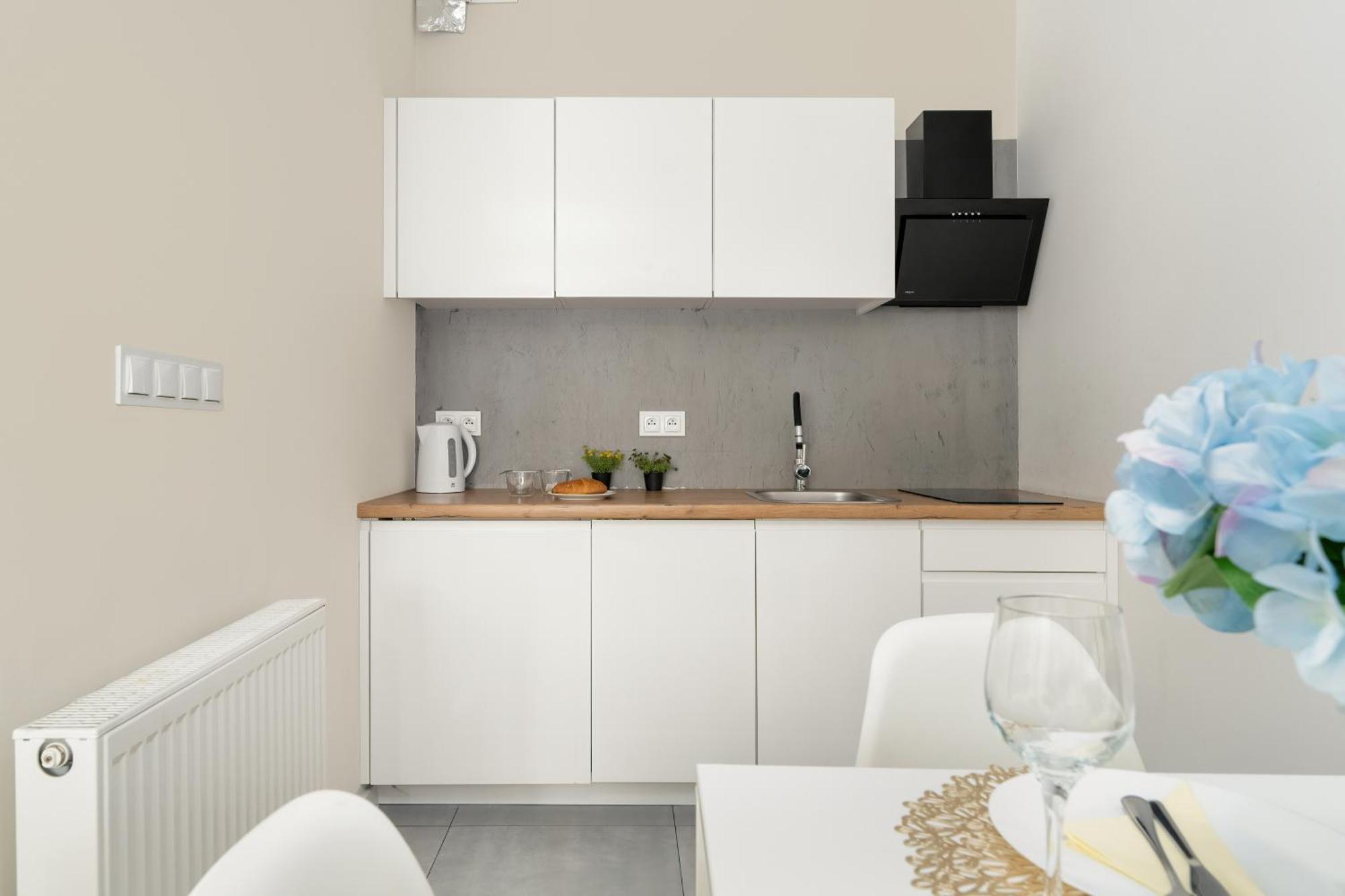 Stylowe I Eleganckie Studia Very Berry W Poznaniu By Noclegi Renters Exterior photo
